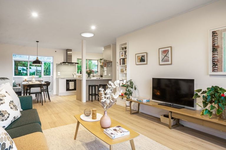 Photo of property in 3/15 Church Street, Devonport, Auckland, 0624