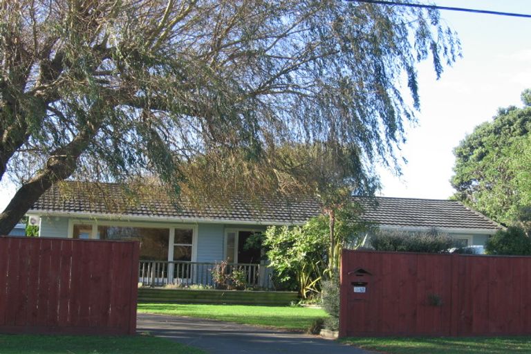 Photo of property in 45 Donovan Road, Paraparaumu Beach, Paraparaumu, 5032