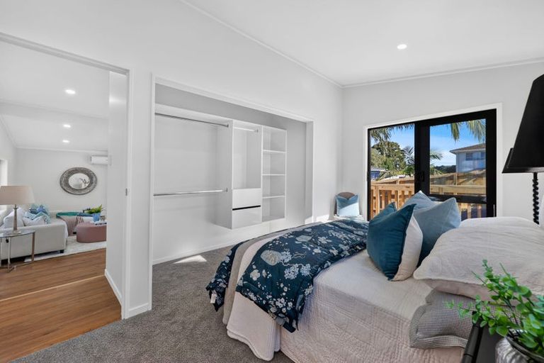Photo of property in 13 Cedar Heights Avenue, Massey, Auckland, 0614