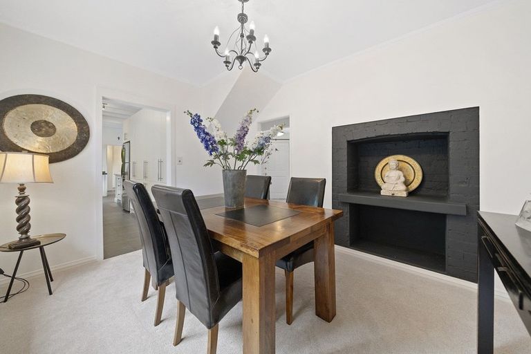 Photo of property in 56a Barton Road, Heretaunga, Upper Hutt, 5018