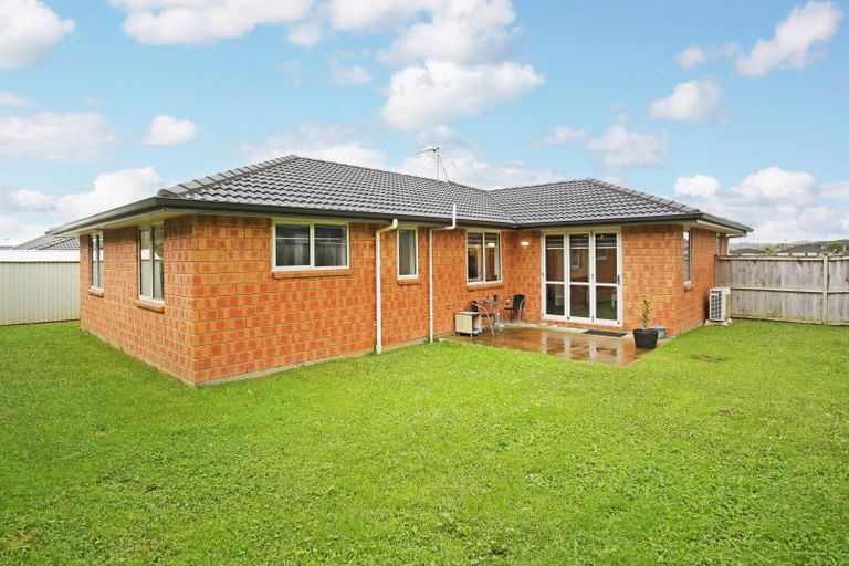 Photo of property in 21 Raithburn Terrace, Pokeno, 2402