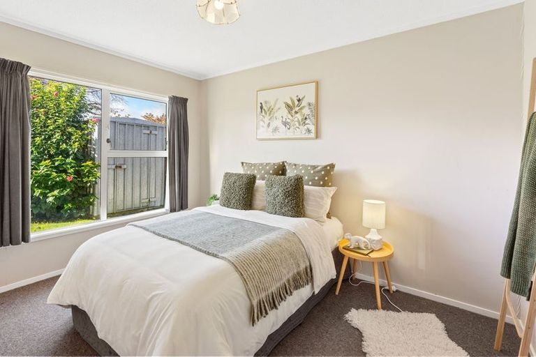 Photo of property in 7a Rodney Grove, Paraparaumu, 5032