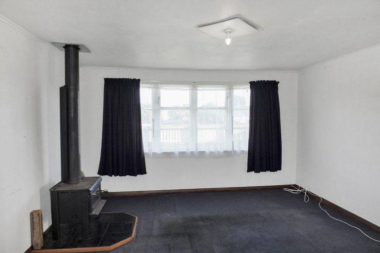 Photo of property in 43b Johnston Street, Foxton, 4814