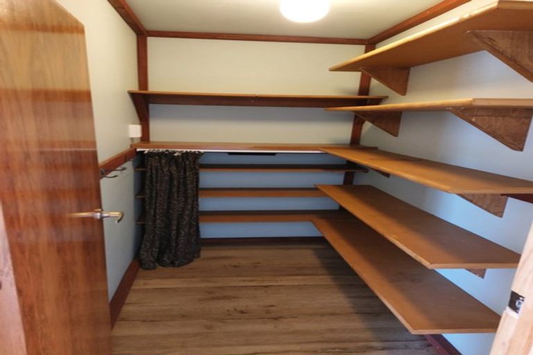 Photo of property in 26 Porterfield Street, Macandrew Bay, Dunedin, 9014