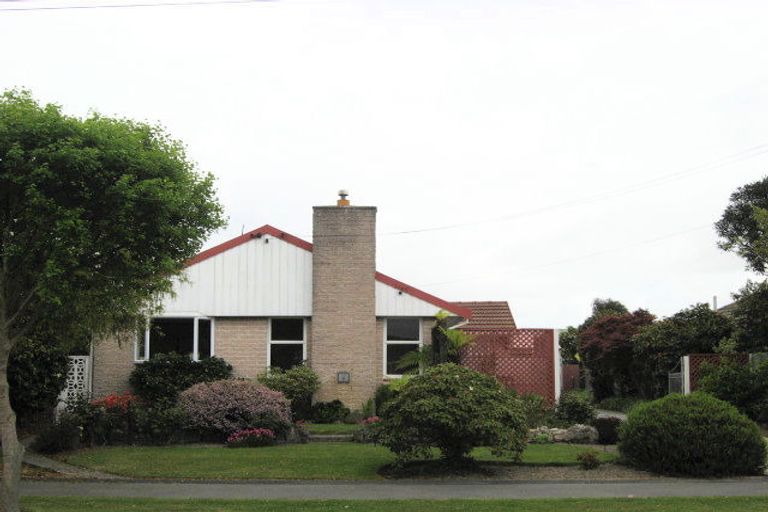 Photo of property in 10 Derwent Street, Bryndwr, Christchurch, 8053