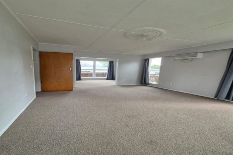 Photo of property in 21a Kairanga Crescent, Wainuiomata, Lower Hutt, 5014