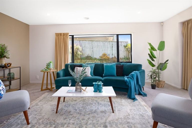 Photo of property in 15 Milford Street, Aotea, Porirua, 5024