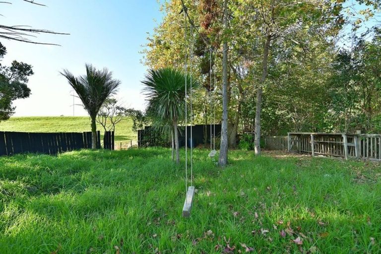 Photo of property in 22 Delshaw Avenue, Stanmore Bay, Whangaparaoa, 0932