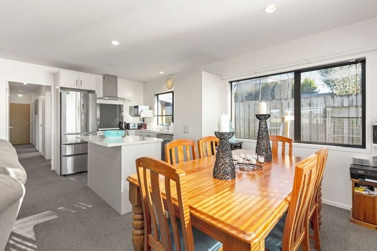 Photo of property in 18 Puka Place, Raglan, 3225