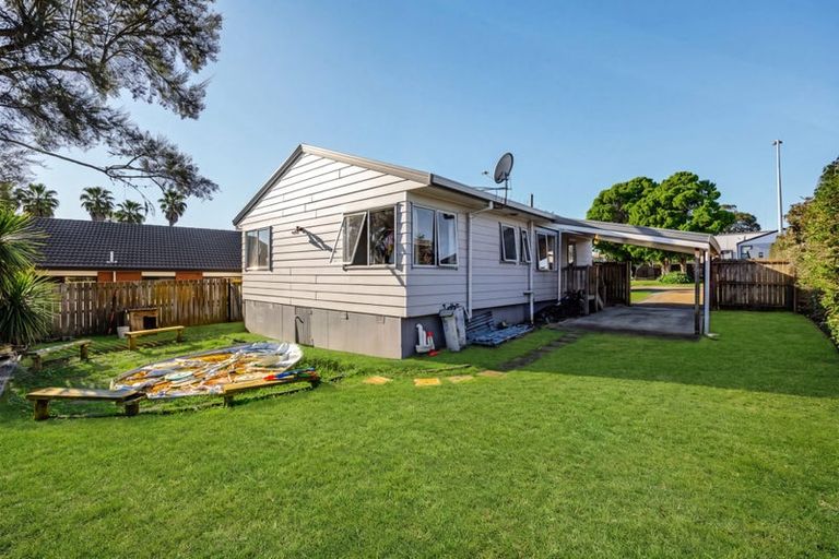 Photo of property in 95 Sykes Road, Weymouth, Auckland, 2103