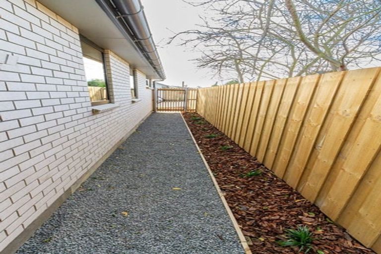 Photo of property in 10/58 Bamford Street, Woolston, Christchurch, 8023