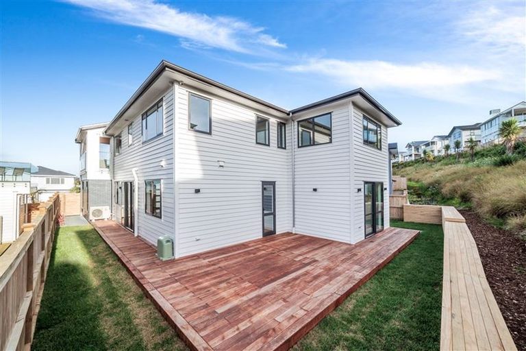 Photo of property in 36 Bounty Road, Long Bay, Auckland, 0630