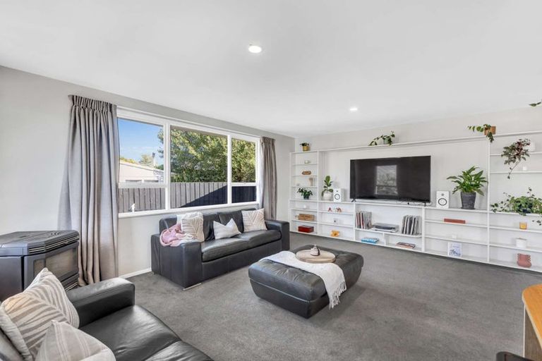 Photo of property in 58a Cottonwood Street, Parklands, Christchurch, 8083