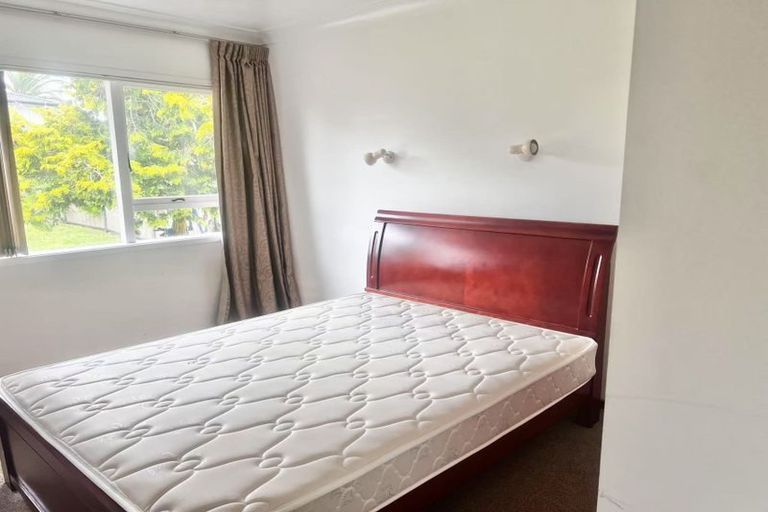 Photo of property in 6 Miramar Place, Pakuranga, Auckland, 2010