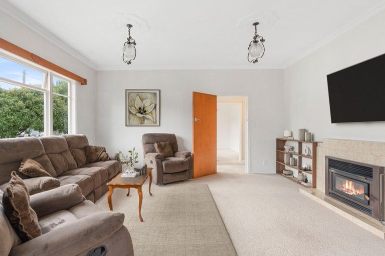 Photo of property in 51 East Street, Greytown, 5712