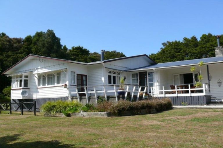 Photo of property in 356 Bull Road, Paparoa, Waiotira, 0193