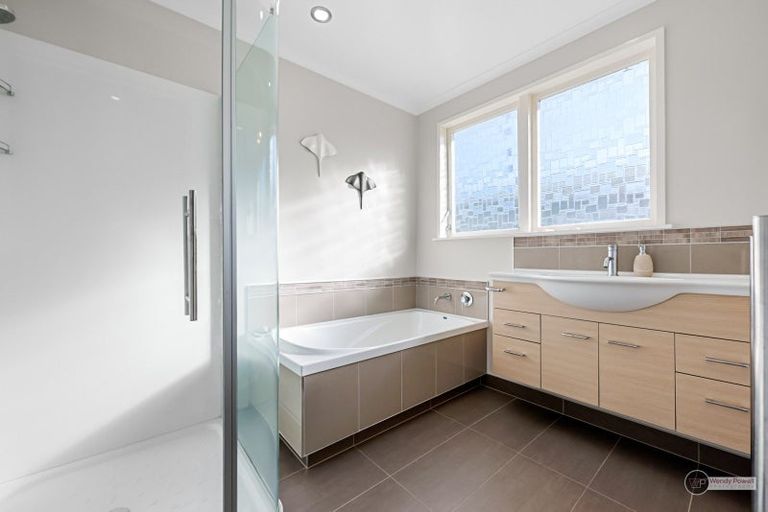 Photo of property in 37a Garden Road, Avalon, Lower Hutt, 5011