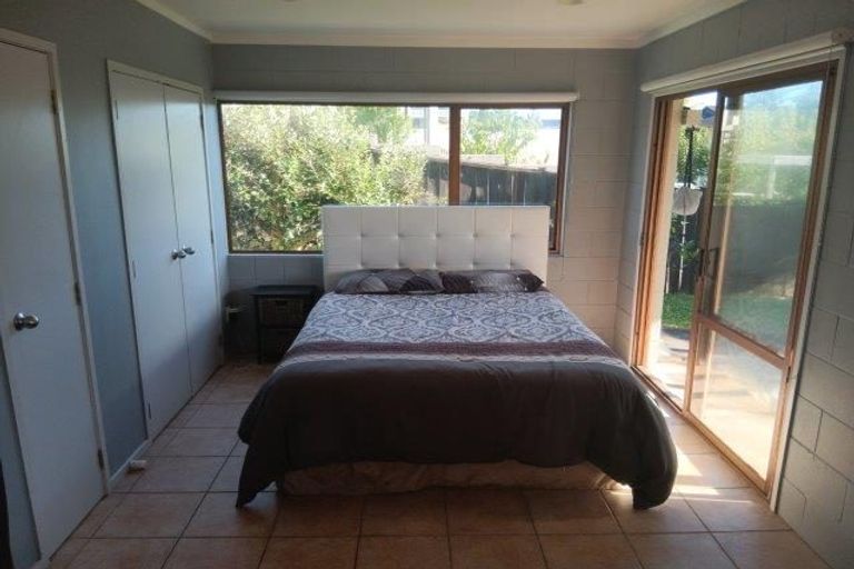 Photo of property in 1/63a Waller Avenue, Bucklands Beach, Auckland, 2012