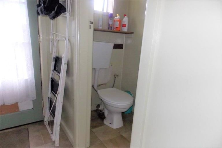 Photo of property in 128 Richard Pearse Drive, Temuka, 7920