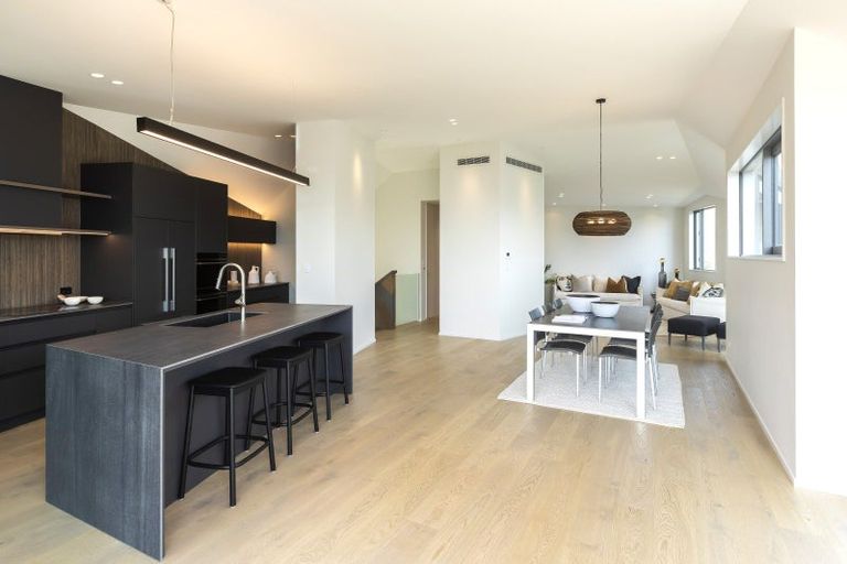 Photo of property in 128a Esplanade, Sumner, Christchurch, 8081