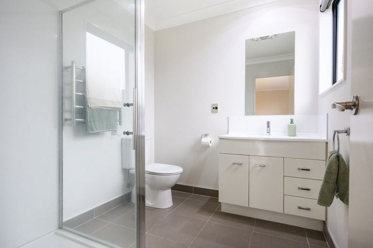 Photo of property in 24 Branigan Parade, Kelvin Grove, Palmerston North, 4414