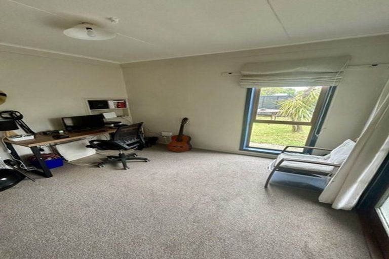 Photo of property in 17 Shrimpton Road, Haumoana, 4102