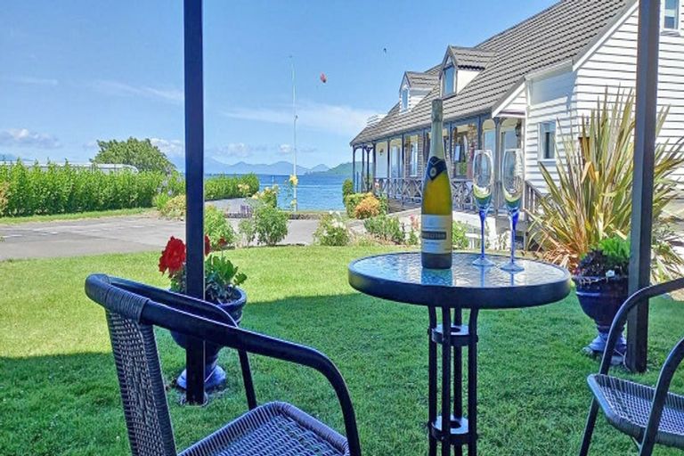 Photo of property in 116 Lake Terrace, Taupo, 3330