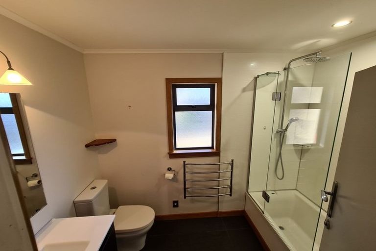 Photo of property in 36 Fitzroy Road, Fitzroy, New Plymouth, 4312