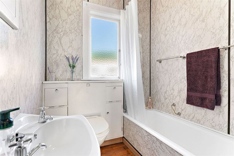 Photo of property in 112 Pownall Street, Masterton, 5810