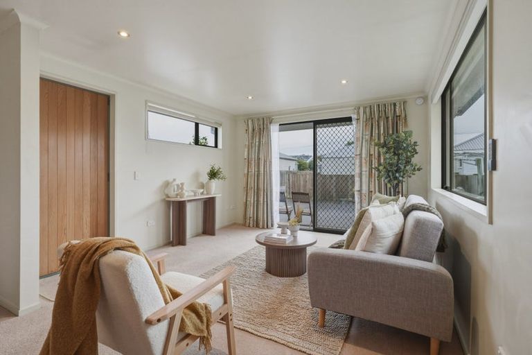 Photo of property in 251a Oxford Street, South Dunedin, Dunedin, 9012