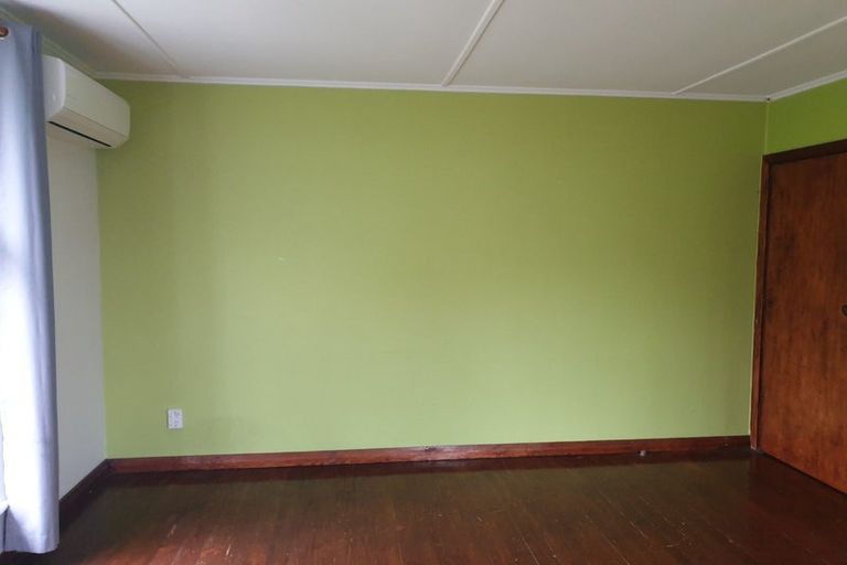 Photo of property in 78 Pikarere Street, Titahi Bay, Porirua, 5022
