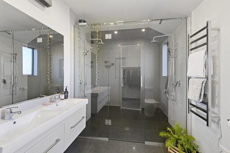 Photo of property in 6 Baxter Crescent, Rolleston, 7614