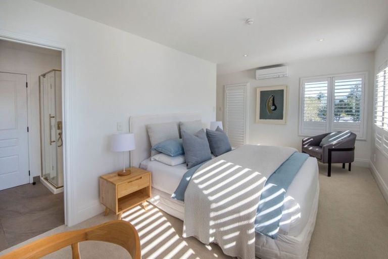 Photo of property in 31a Stanley Point Road, Stanley Point, Auckland, 0624