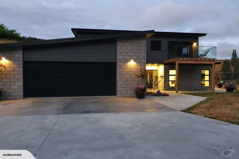 Photo of property in 86 Seafield Road, Eskdale, Napier, 4182