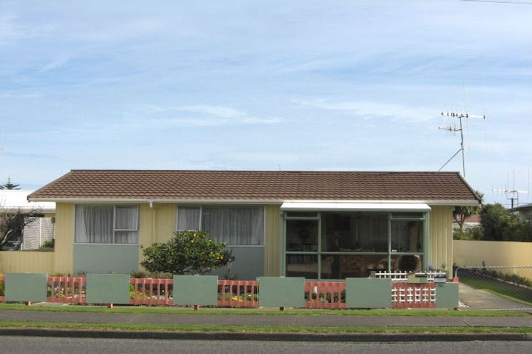 Photo of property in 73a Polson Street, Castlecliff, Whanganui, 4501