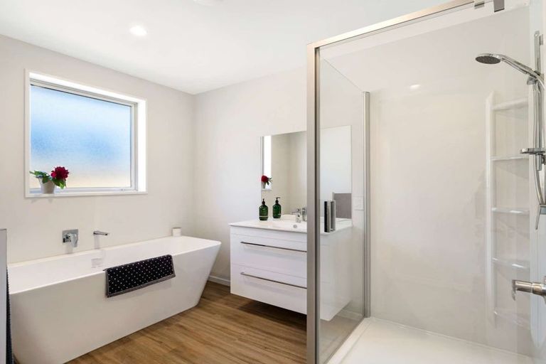 Photo of property in 10 Waituna Street, Pegasus, 7612