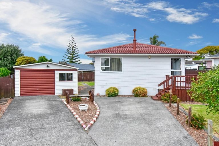 Photo of property in 6 Narada Place, Papatoetoe, Auckland, 2025