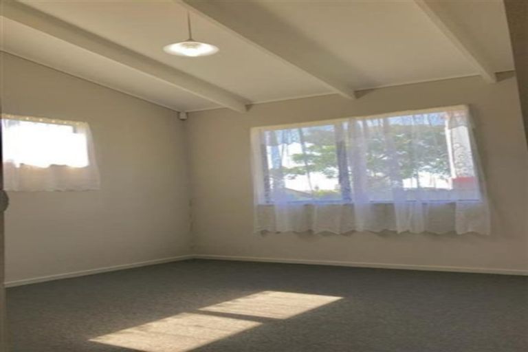 Photo of property in 24 Freda Place, Favona, Auckland, 2024