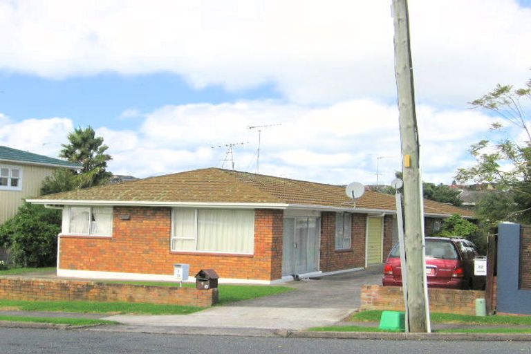 Photo of property in 3/32 Eastern Beach Road, Eastern Beach, Auckland, 2012