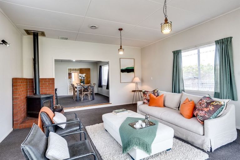 Photo of property in 404 Lumsden Road, Akina, Hastings, 4122