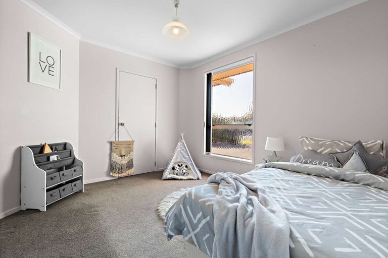 Photo of property in 31 Sarah Place, Papamoa Beach, Papamoa, 3118