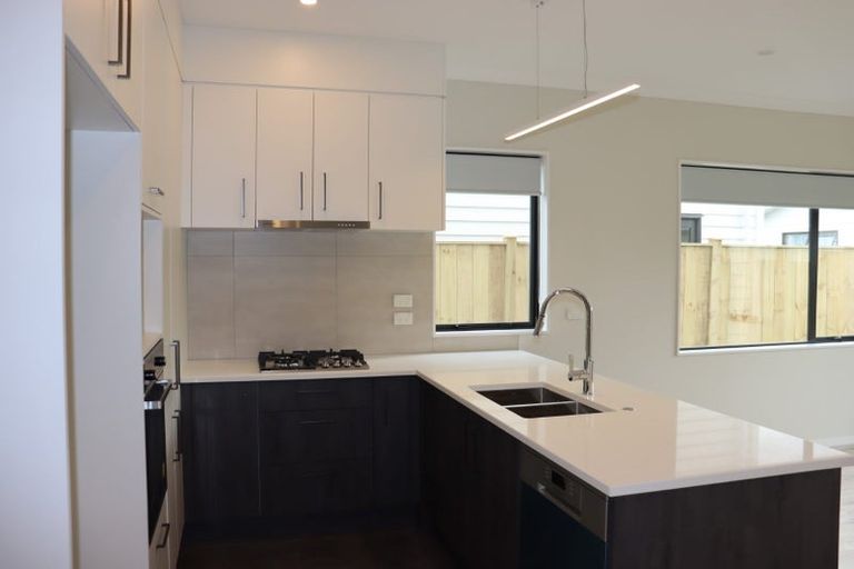 Photo of property in 8c Bunnythorpe Road, Papakura, 2110