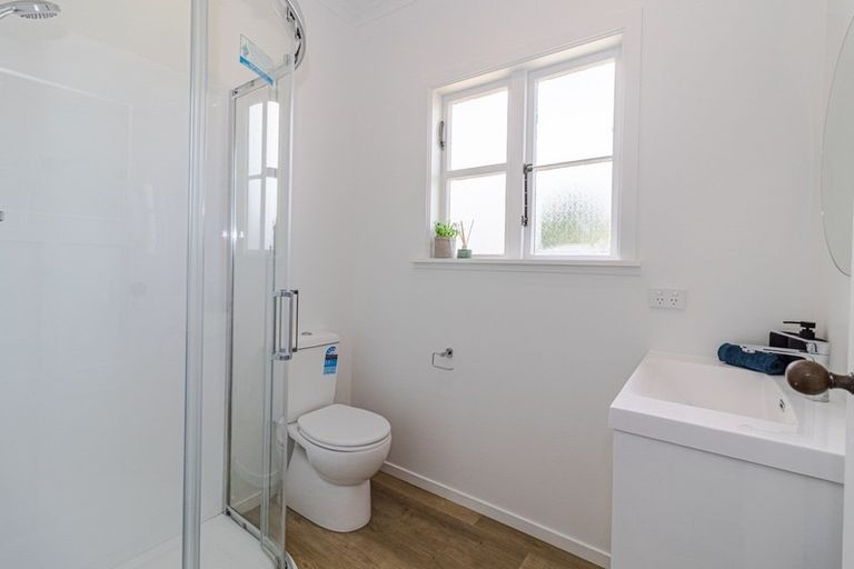 Photo of property in 186 Cornfoot Street, Castlecliff, Whanganui, 4501