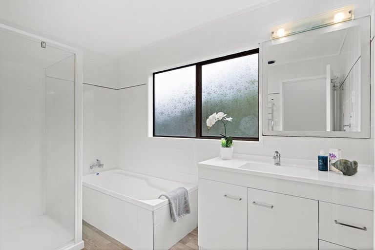 Photo of property in 43 Tamatea Drive, Snells Beach, 0920