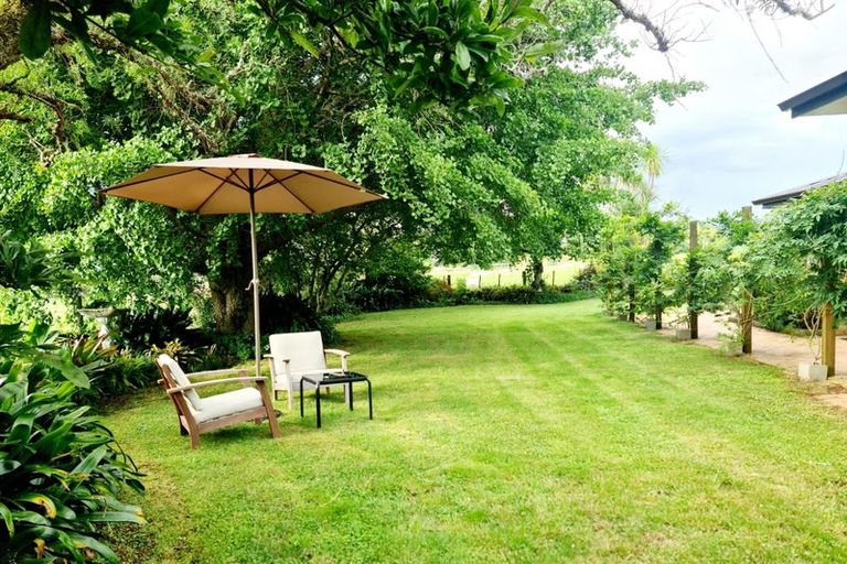 Photo of property in 110 Kidd Road, Karaka, Papakura, 2580