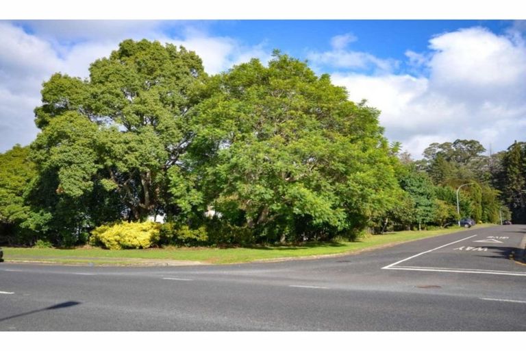 Photo of property in 120 Kerikeri Road, Kerikeri, 0230