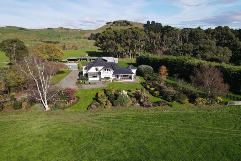 Photo of property in 66 Hamilton Road, Dannevirke, 4976