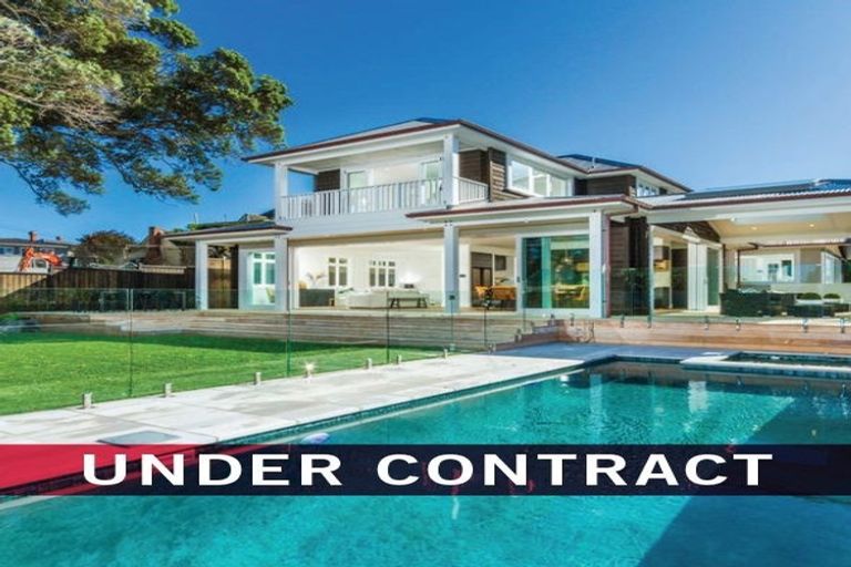 Photo of property in 24 Hinemoa Street, Birkenhead, Auckland, 0626