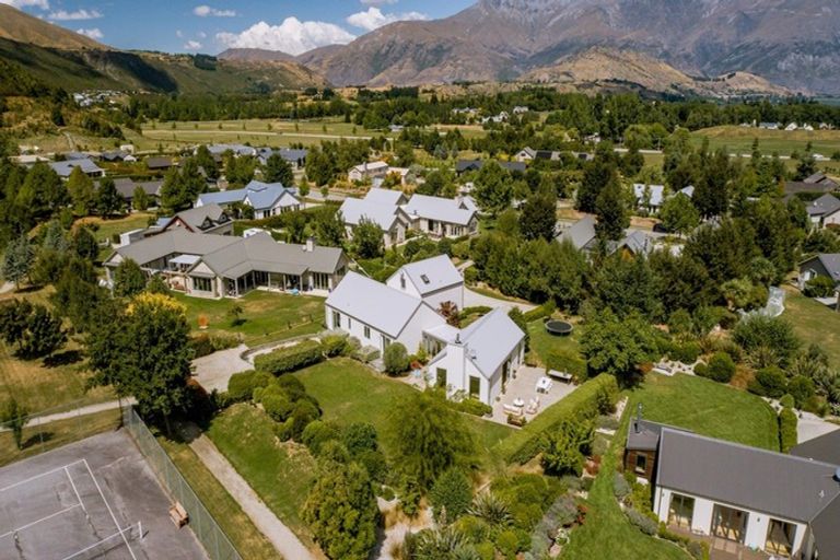 Photo of property in Butel Park, 22 Essex Avenue, Arrowtown, 9302