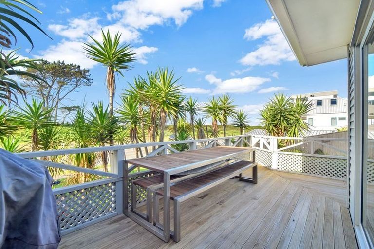 Photo of property in 716a Papamoa Beach Road, Papamoa Beach, Papamoa, 3118